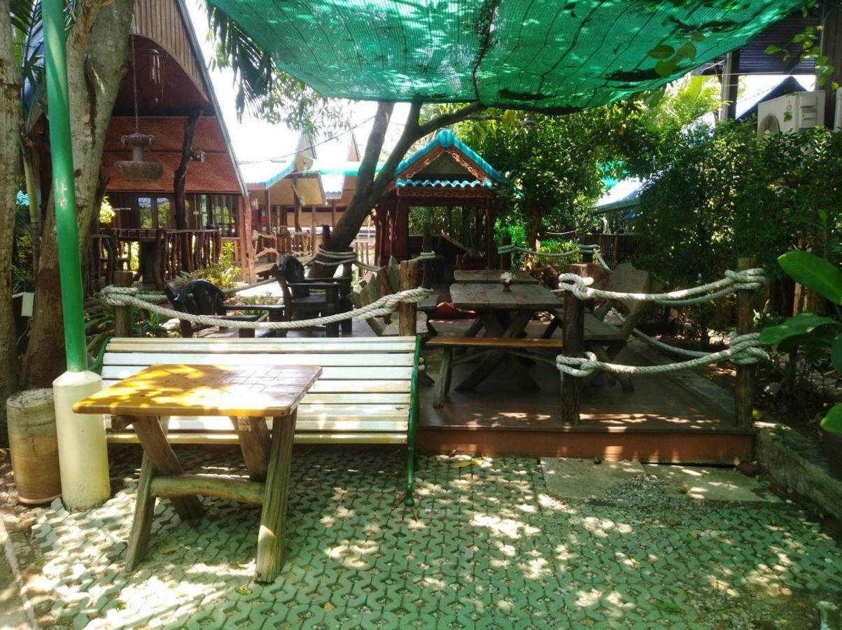Ruennamyen Resort Amphawa Samut Songkhram Экстерьер фото